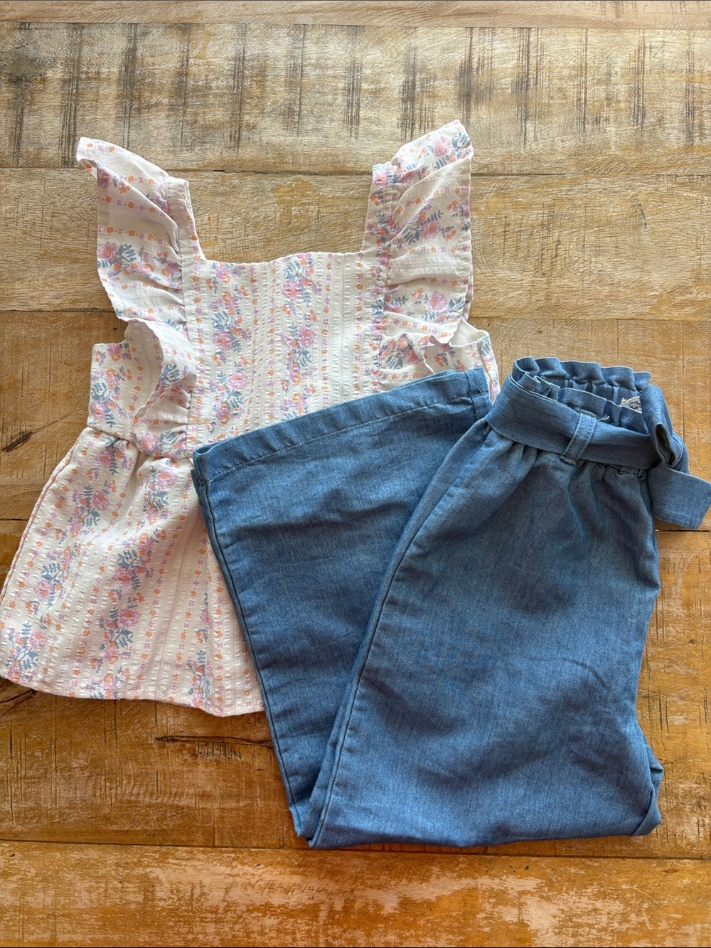 NWOT Btween Girls Outfit size 4